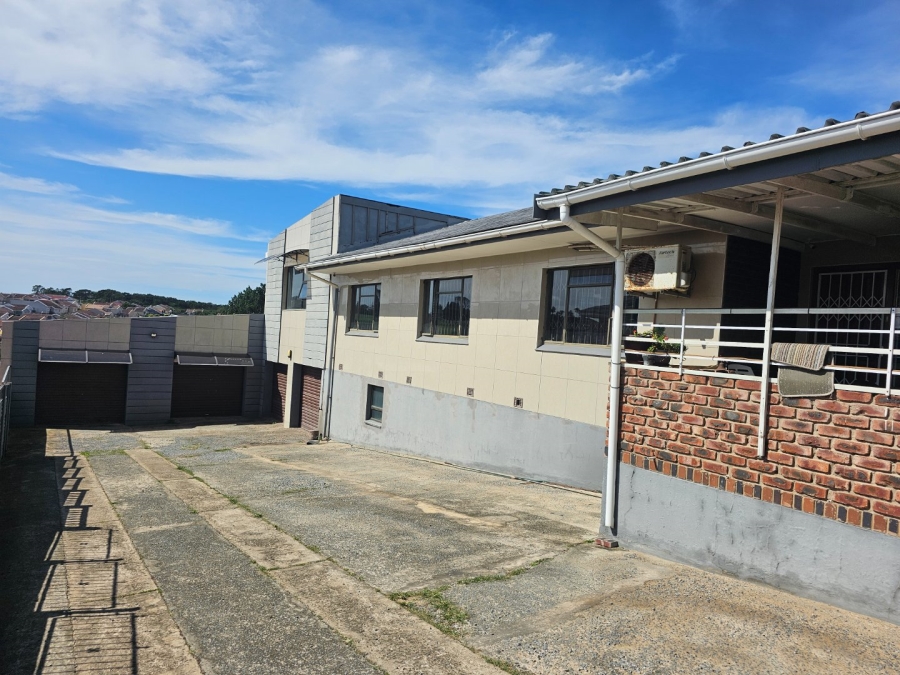 4 Bedroom Property for Sale in Haven Hills Eastern Cape